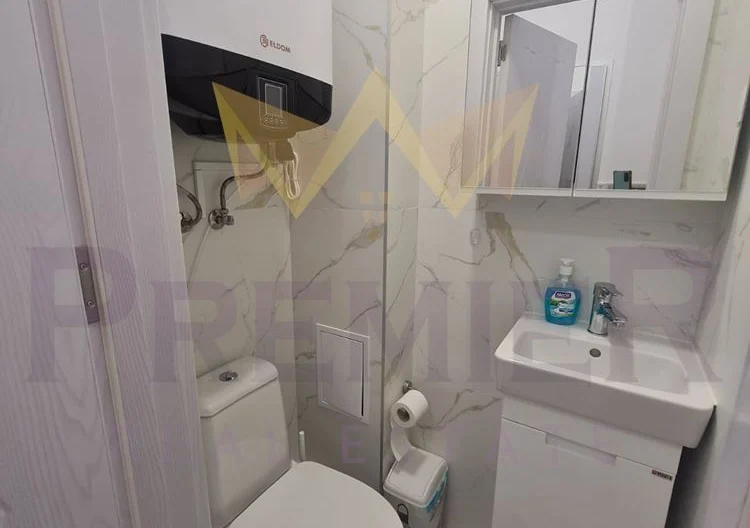 ТРИСТАЕН АПАРТАМЕНТ ЦЕНТЪР - - снимка 8 - Имоти Премиер