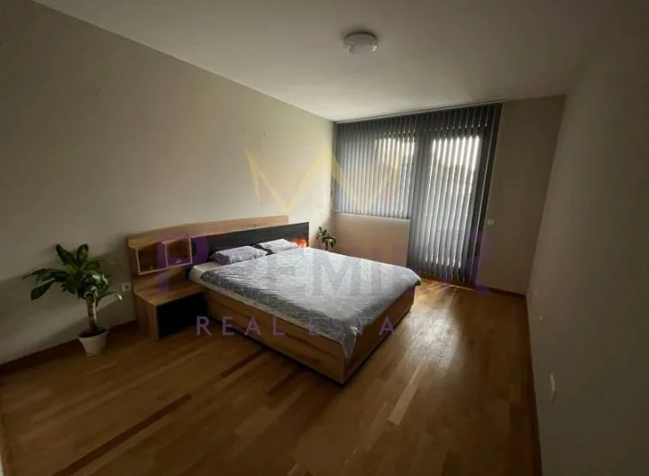 Тристаен апартамент ЦЕНТЪР - - снимка 9 - Имоти Премиер