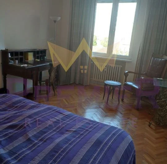 Тристаен апартамент Център -  - снимка 9 - Имоти Премиер