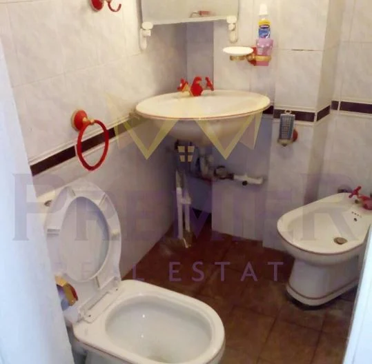 ТРИСТАЕН АПАРТАМЕНТ ЦЕНТРАЛНА ПОЩА - - снимка 11 - Имоти Премиер