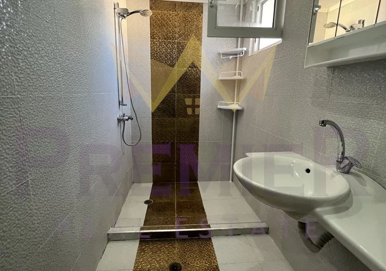 ТРИСТАЕН АПАРТАМЕНТ ЦЕНТРАЛНА ПОЩА -  - снимка 11 - Имоти Премиер