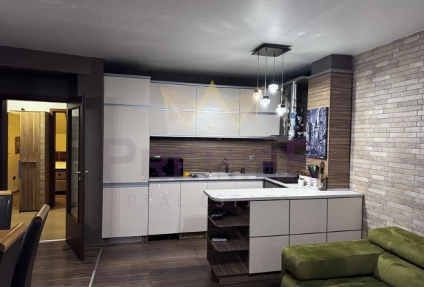 Агенция за недвижими имоти - Имоти Премиер - имот - 1230329, Цена: 700 EUR