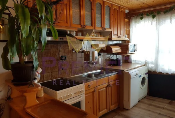 Агенция за недвижими имоти - Имоти Премиер - имот - 1201207, Цена: 2300 EUR