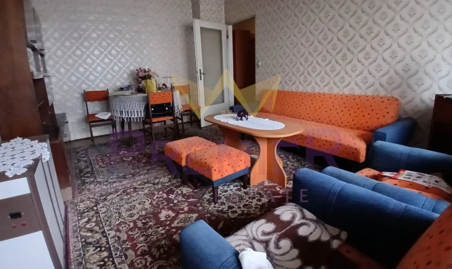 ТРИСТАЕН АПАРТАМЕНТ, ЦВЕТЕН КВАРТАЛ - - снимка 1 - Имоти Премиер