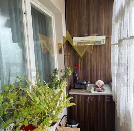 ТРИСТАЕН АПАРТАМЕНТ, ЦВЕТЕН КВАРТАЛ - - снимка 13 - Имоти Премиер