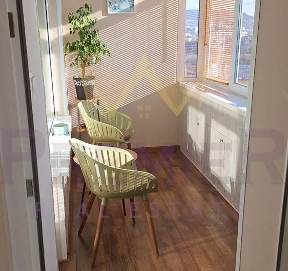 ТРИСТАЕН АПАРТАМЕНТ ЦВЕТЕН КВАРТАЛ - - снимка 9 - Имоти Премиер