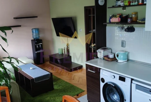 Агенция за недвижими имоти - Имоти Премиер - имот - 1157050, Цена: 800 EUR