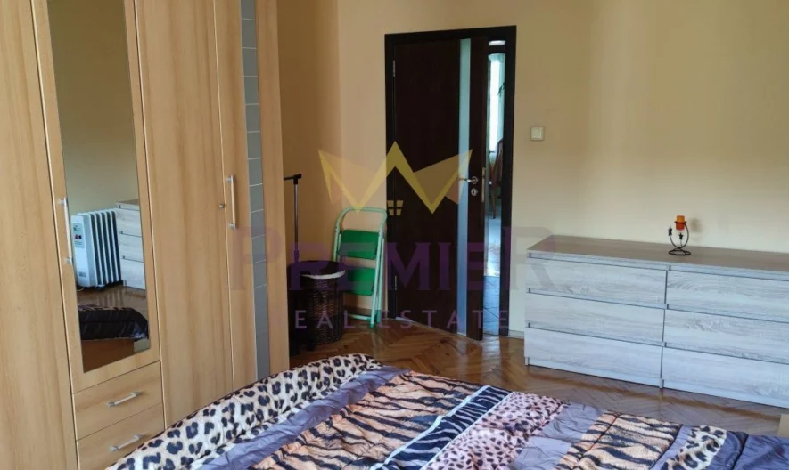 ТРИСТАЕН АПАРТАМЕНТ ЦВЕТЕНЕ КВАРТАЛ -  - снимка 6 - Имоти Премиер