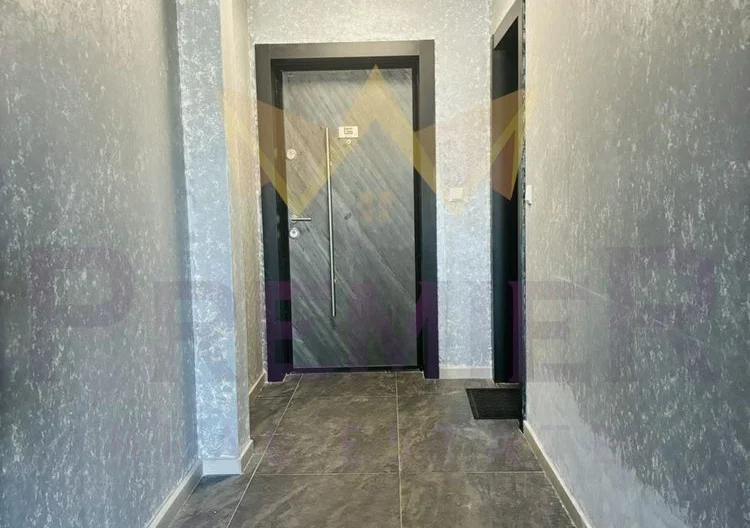 Тристаен апартамент ул. Баба Тонка - - снимка 12 - Имоти Премиер