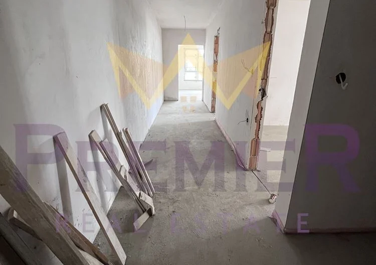 Тристаен апартамент в  Аспарухово -  - снимка 3 - Имоти Премиер