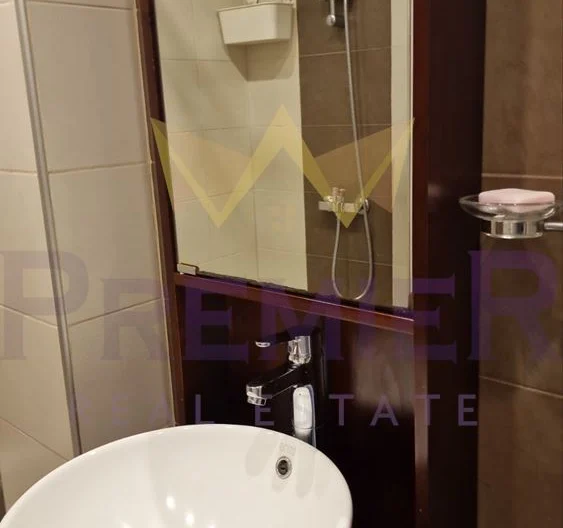 Тристаен апартамент в Гео Милев -  - снимка 13 - Имоти Премиер