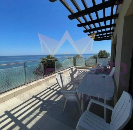 Тристаен апартамент в гр. Бяла -  - снимка 1 - Имоти Премиер