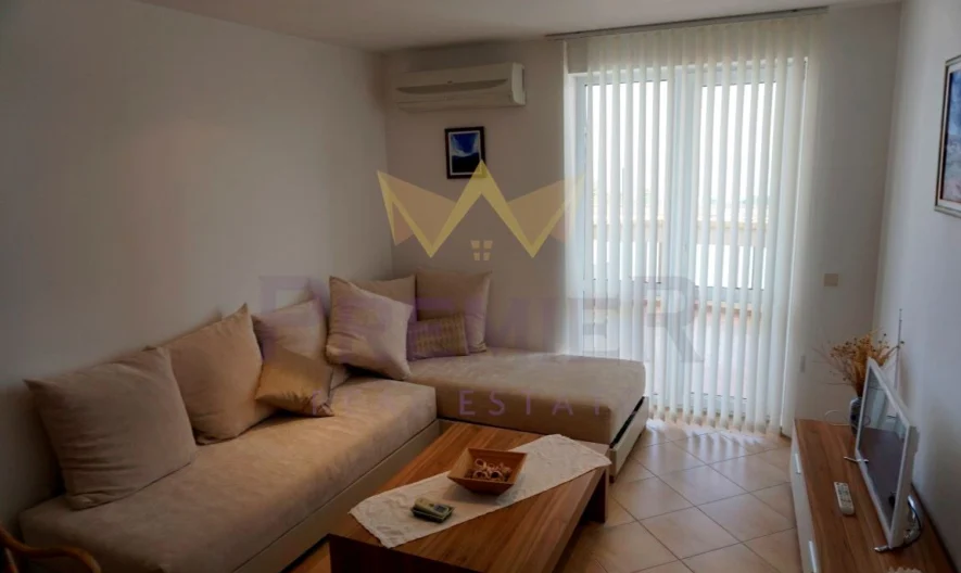 Тристаен апартамент в гр. Бяла, област Варна -  - снимка 16 - Имоти Премиер