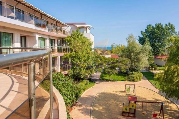 Тристаен апартамент в гр. Созопол -  - снимка 9 - Имоти Премиер