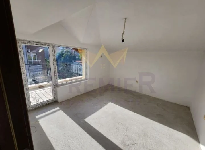 Тристаен апартамент в гр. Царево -  - снимка 3 - Имоти Премиер