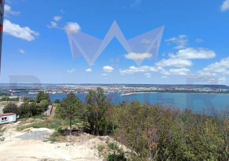 Тристаен апартамент в гр. Варна, м-т Зеленика 152,33кв.м - - снимка 2 - Имоти Премиер