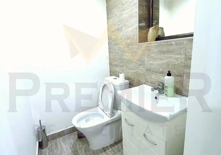 Тристаен апартамент в град Добрич - - снимка 14 - Имоти Премиер