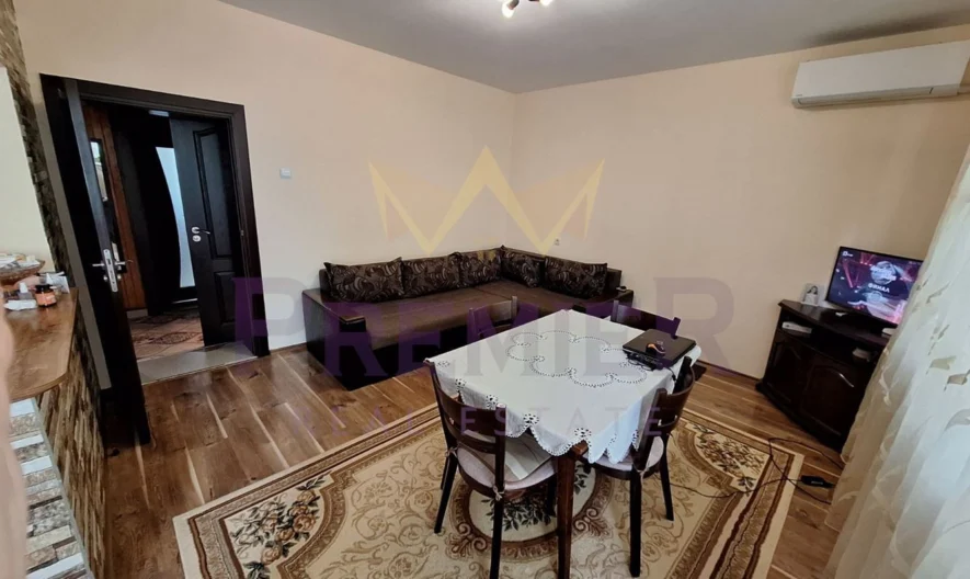 Тристаен апартамент в идеален център на гр. Добрич -  - снимка 3 - Имоти Премиер