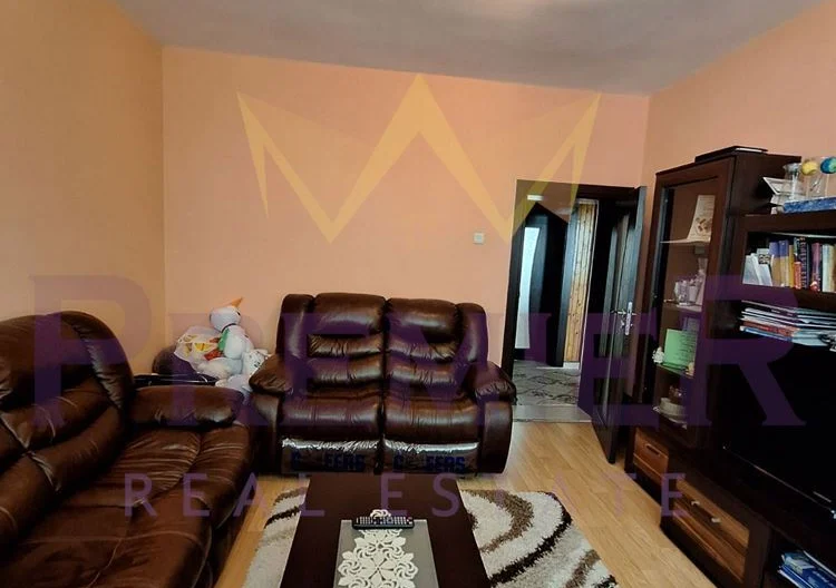 Тристаен апартамент в идеален център на гр. Добрич -  - снимка 5 - Имоти Премиер