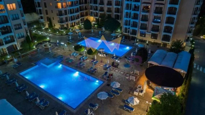 Тристаен апартамент в к.к. Златни пясъци - - снимка 15 - Имоти Премиер