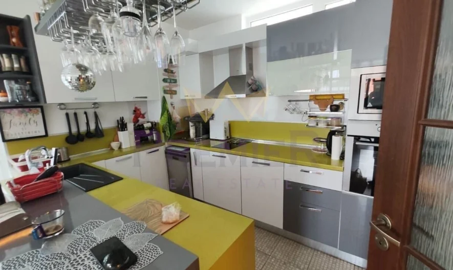 Тристаен апартамент в Крайморие -  - снимка 1 - Имоти Премиер