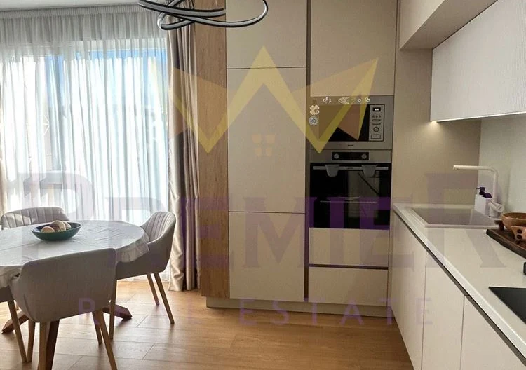 Тристаен апартамент в кв. Беломорски - - снимка 10 - Имоти Премиер