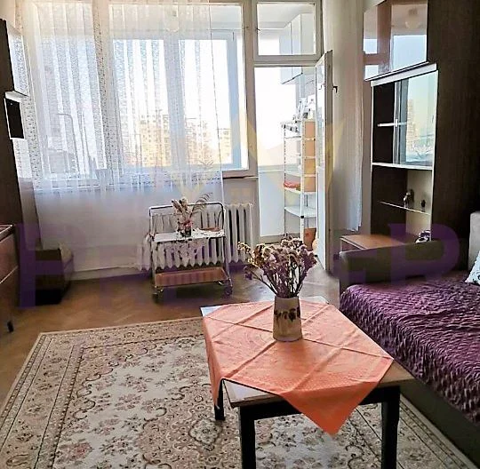 Тристаен апартамент в кв. Иван Вазов - - снимка 1 - Имоти Премиер