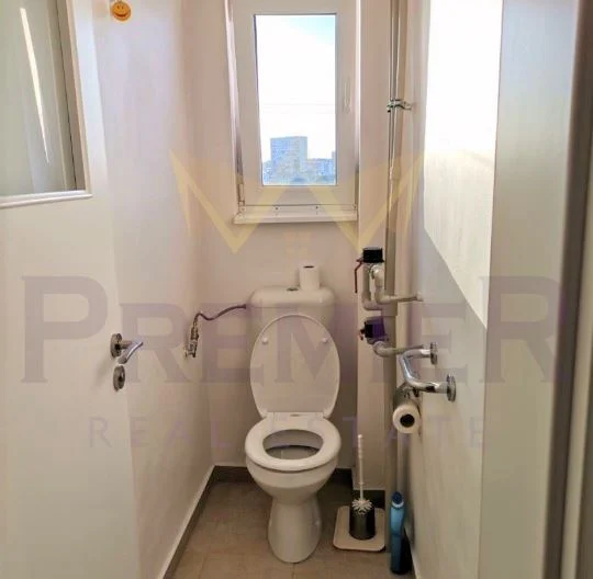 Тристаен апартамент в кв. Иван Вазов - - снимка 13 - Имоти Премиер