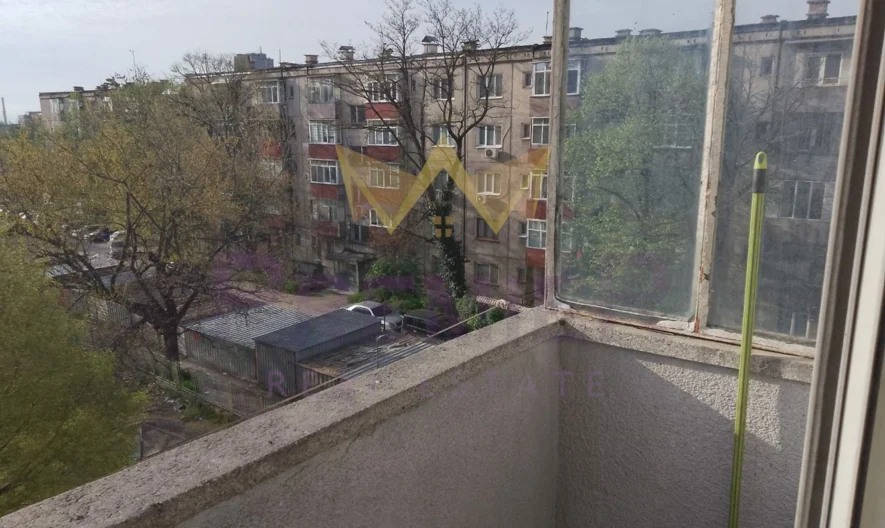 Тристаен апартамент в кв. Изток, гр. Пловдив -  - снимка 7 - Имоти Премиер