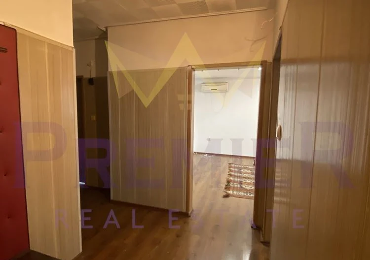 Тристаен апартамент в кв. Каменица -  - снимка 10 - Имоти Премиер