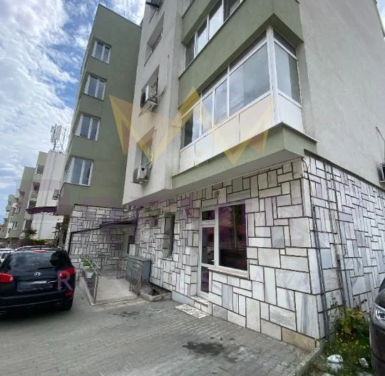 Тристаен апартамент в кв. Каменица -  - снимка 12 - Имоти Премиер