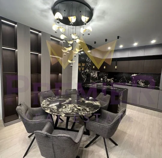 Тристаен апартамент в кв. Кръстова вада - - снимка 1 - Имоти Премиер