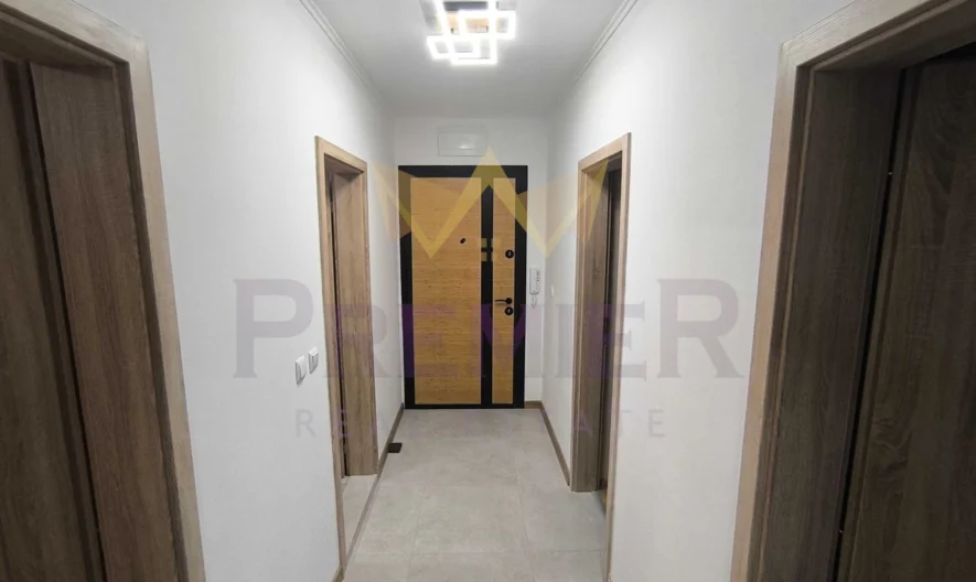 Тристаен апартамент в кв. Погребите,гр.Варна -  - снимка 1 - Имоти Премиер