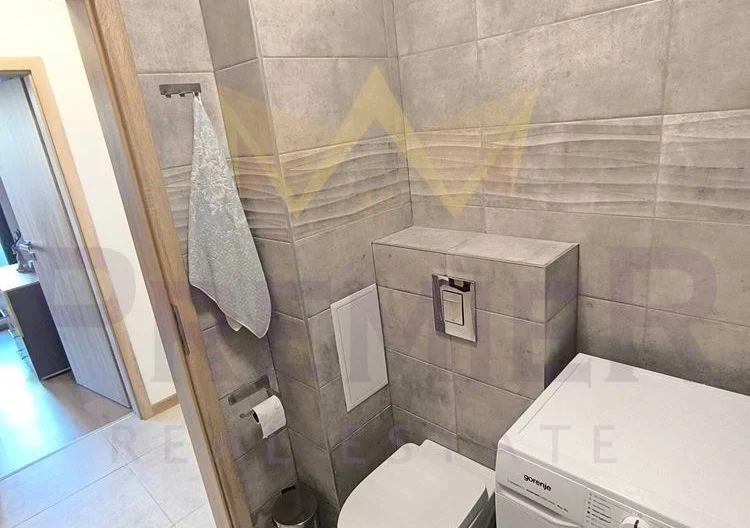 Тристаен апартамент в кв. Погребите,гр.Варна -  - снимка 10 - Имоти Премиер