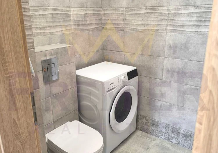 Тристаен апартамент в кв. Погребите,гр.Варна -  - снимка 9 - Имоти Премиер