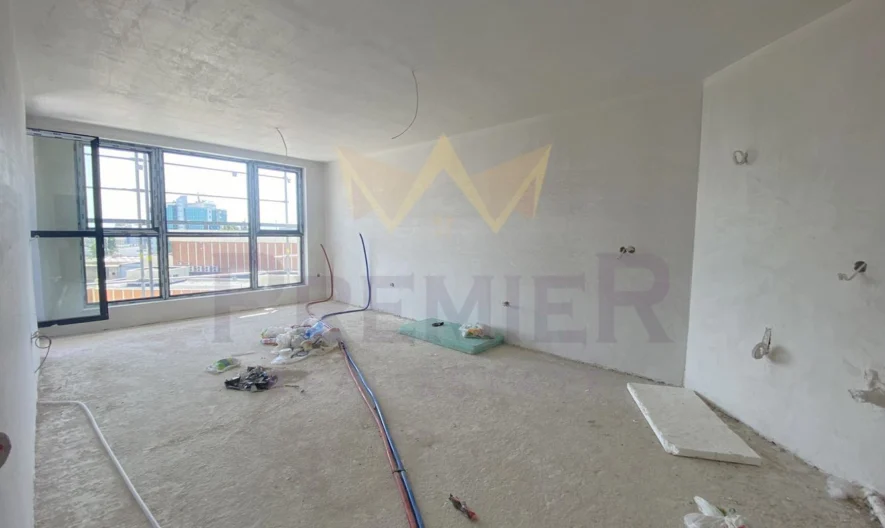 Тристаен апартамент в кв. Полигона -  - снимка 1 - Имоти Премиер