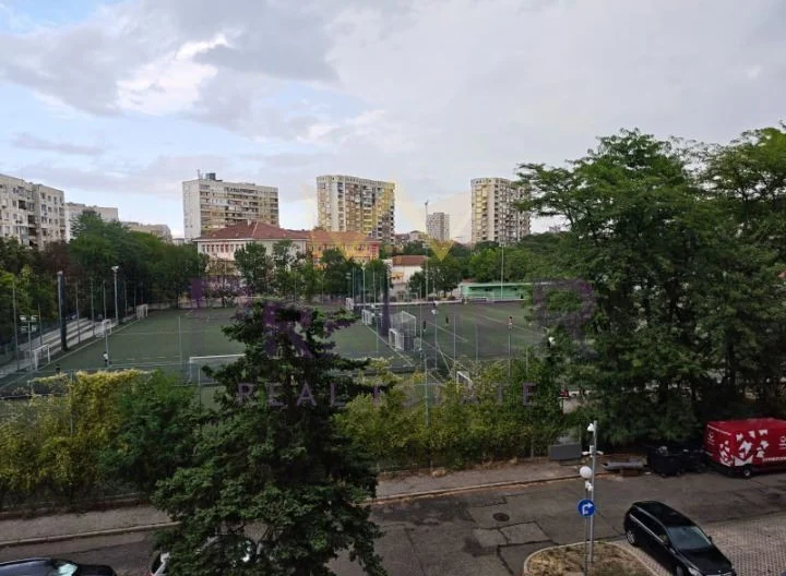 Тристаен апартамент в кв. Разсадника -  - снимка 5 - Имоти Премиер