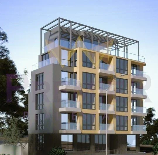 Тристаен апартамент в кв. Редута - - снимка 1 - Имоти Премиер