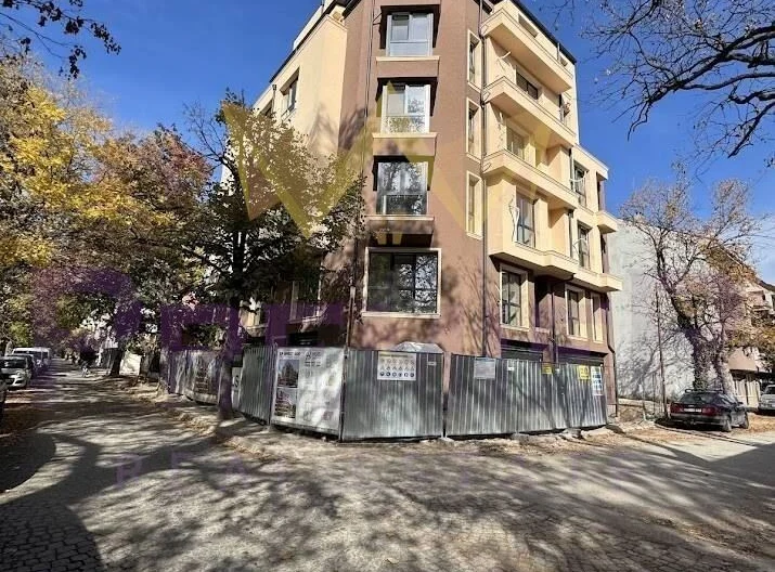 Тристаен апартамент в кв. Съдийски - - снимка 12 - Имоти Премиер