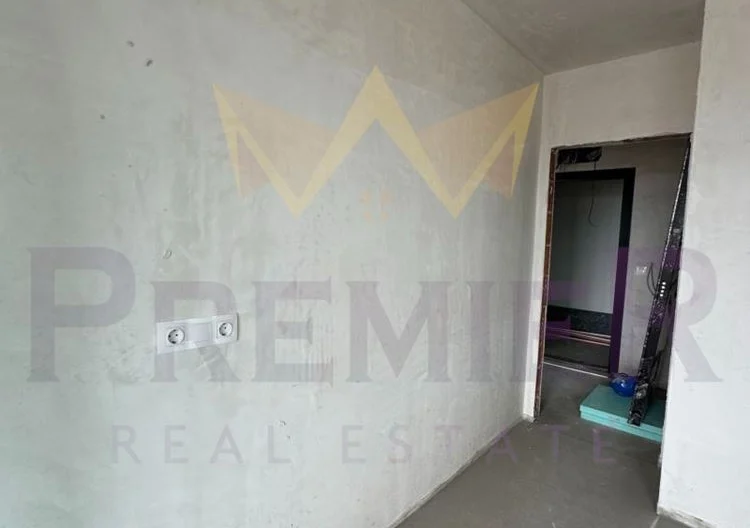 Тристаен апартамент в кв. Тракия -  - снимка 10 - Имоти Премиер