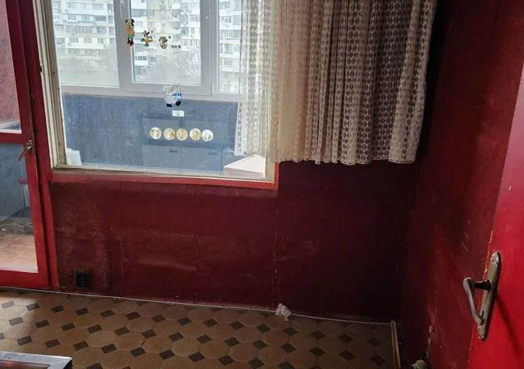 Тристаен апартамент в кв. Владислав Варненчик - - снимка 1 - Имоти Премиер