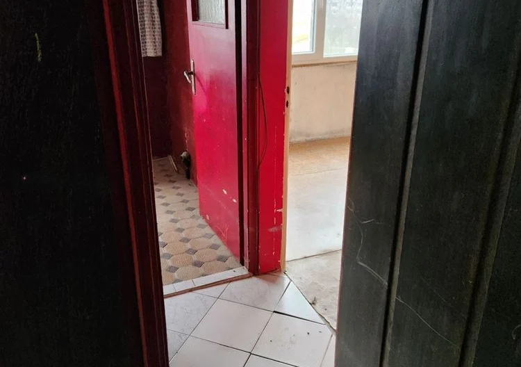 Тристаен апартамент в кв. Владислав Варненчик -  - снимка 8 - Имоти Премиер