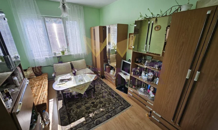 Тристаен апартамент в кв. Захарна Фабрика -  - снимка 11 - Имоти Премиер