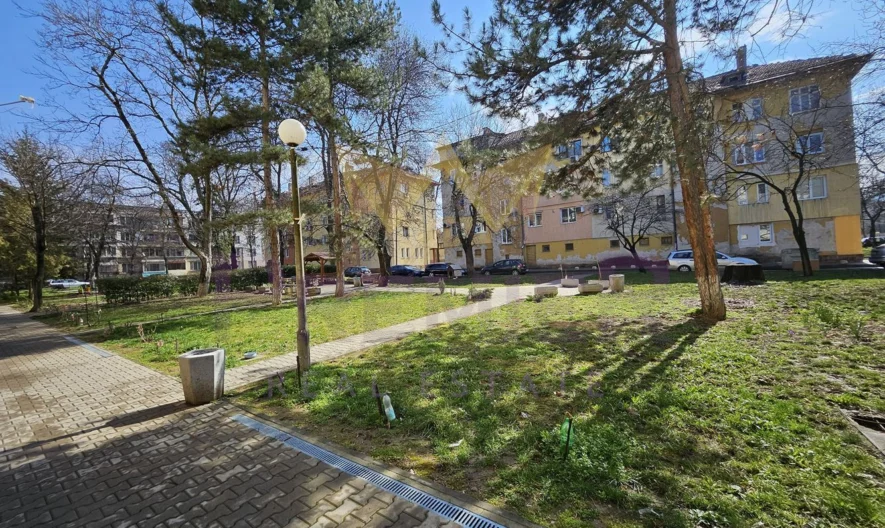 Тристаен апартамент в кв. Захарна Фабрика -  - снимка 14 - Имоти Премиер