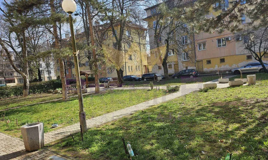 Тристаен апартамент в кв. Захарна Фабрика -  - снимка 15 - Имоти Премиер