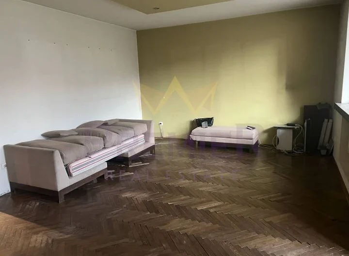 Тристаен апартамент в квартал Павлово - - снимка 2 - Имоти Премиер