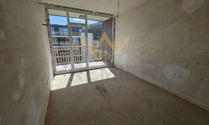 Тристаен апартамент в кв.Бояна -  - снимка 17 - Имоти Премиер