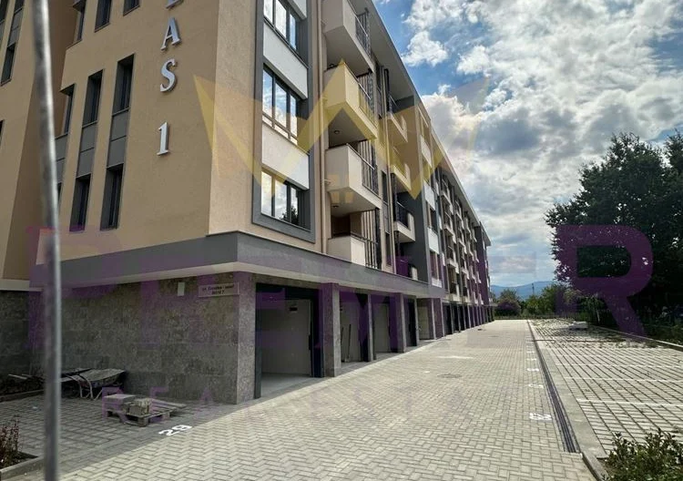 Тристаен апартамент в кв.Христо Смирненски, гр.Пловдив -  - снимка 12 - Имоти Премиер