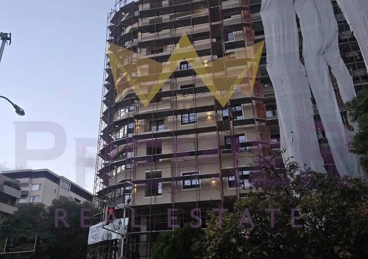 Тристаен апартамент в кв.Каменица 1 -  - снимка 3 - Имоти Премиер