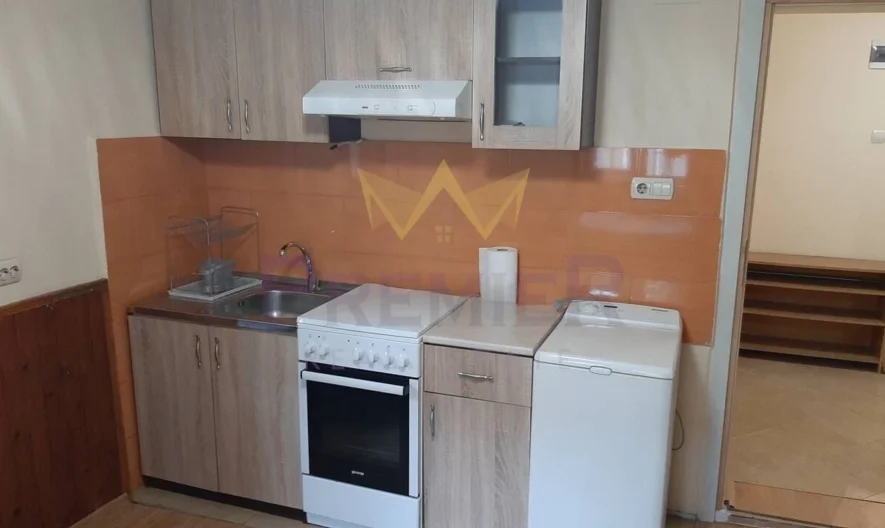 Тристаен апартамент в кв.Каменица 2, Пловдив -  - снимка 1 - Имоти Премиер